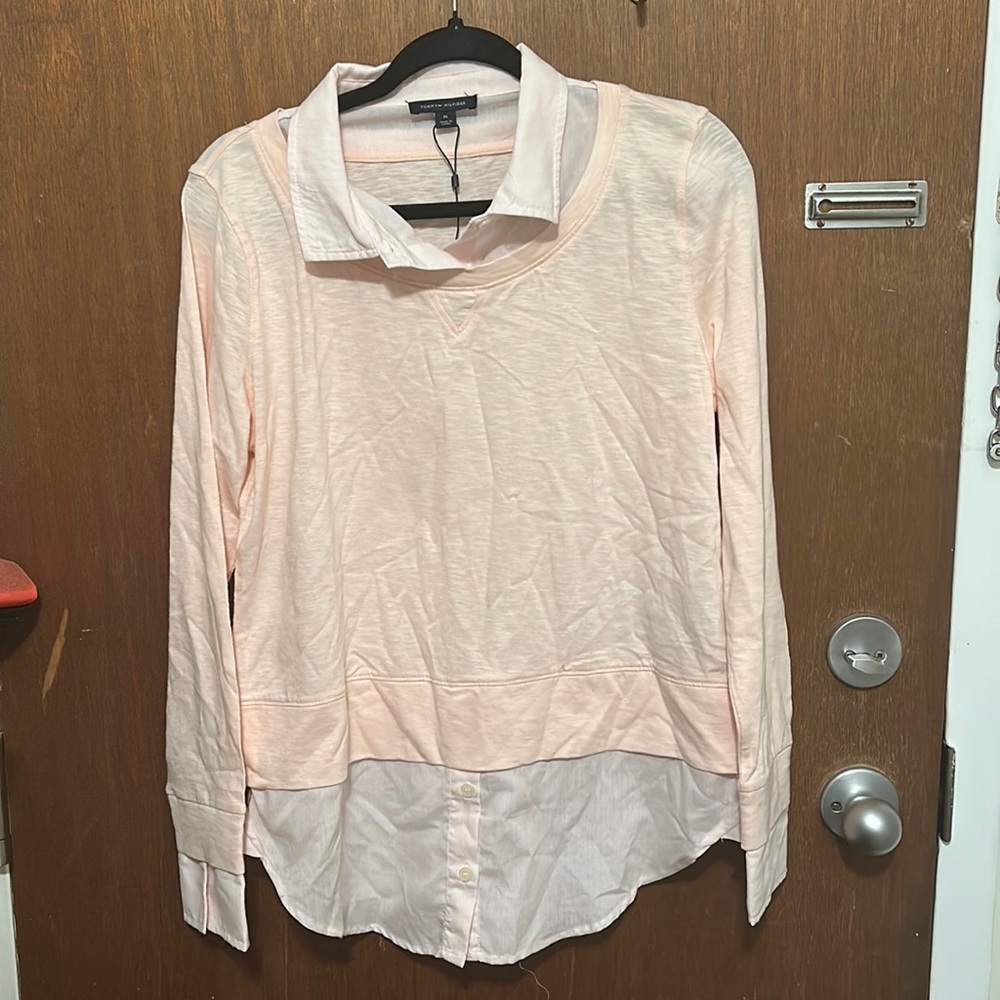 NWOT Tommy Hilfiger Blouse
